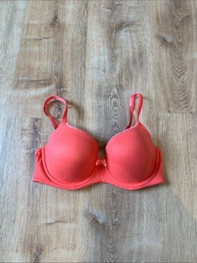 Victoria’s Secret Body by Victoria Lined Demi Demi-Buste Double Coral/Pink 34DD